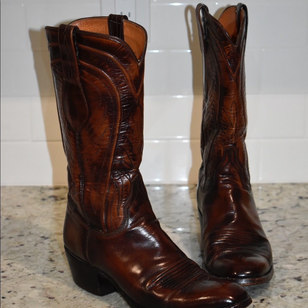 Lucchese 2083 boots size 8